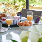 Villa Le Mazet De St Laurent - 4 Personnes - Idealement Situe